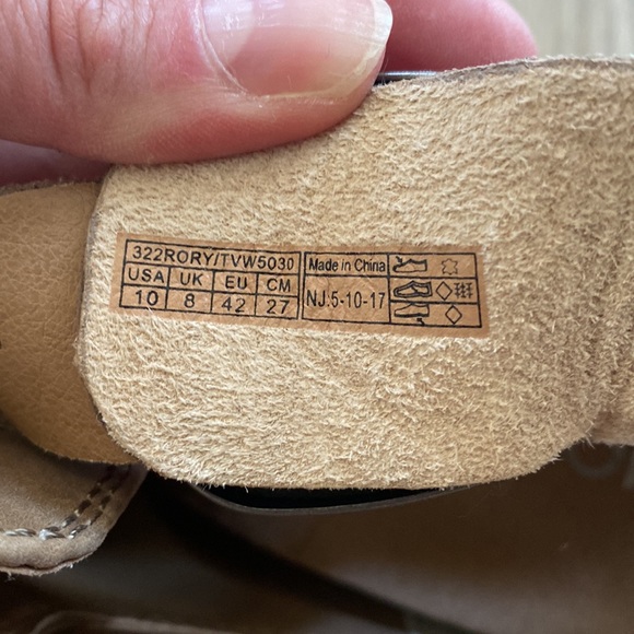 Vionic Nude Tan Bootie Heels - Picture 7 of 9